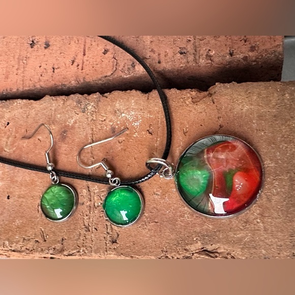Vibrant Multicolor Pendant and Earring Set Handmade Jewelry Acrylic Paint 4175 - Picture 1 of 12